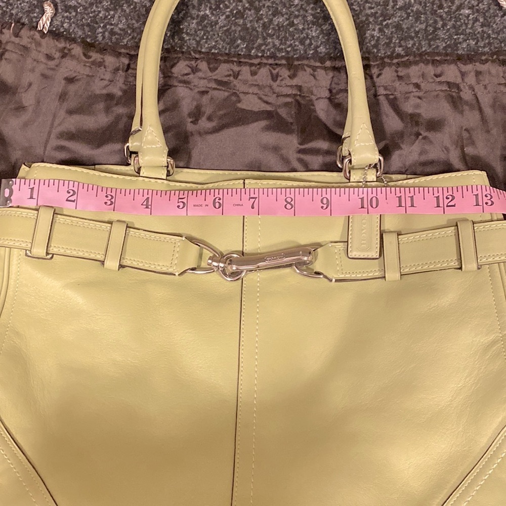 COACH large lime (pear) leather Carryall w/rolled leather handles, #F11200 - Picture 13 of 15